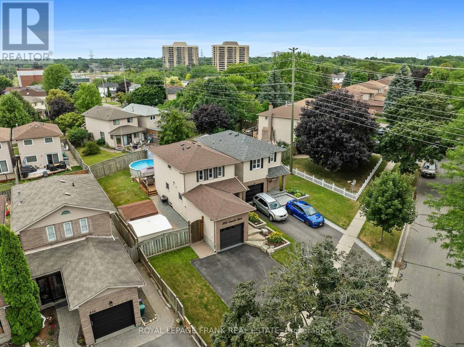 












808 CROWELLS STREET

,
Oshawa (Pinecrest),




Ontario
L1K1X4

