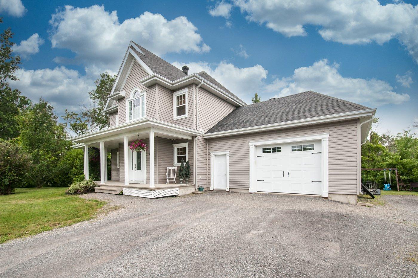 









14


Carré De Beaujeu

,
Lacolle,




QC
J0J1J0

