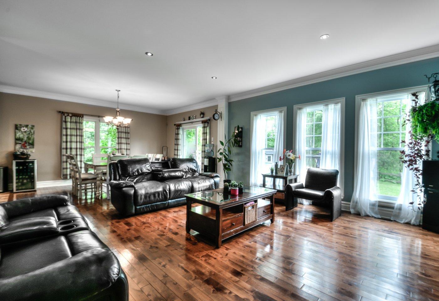 









14


Carré De Beaujeu

,
Lacolle,




QC
J0J1J0

