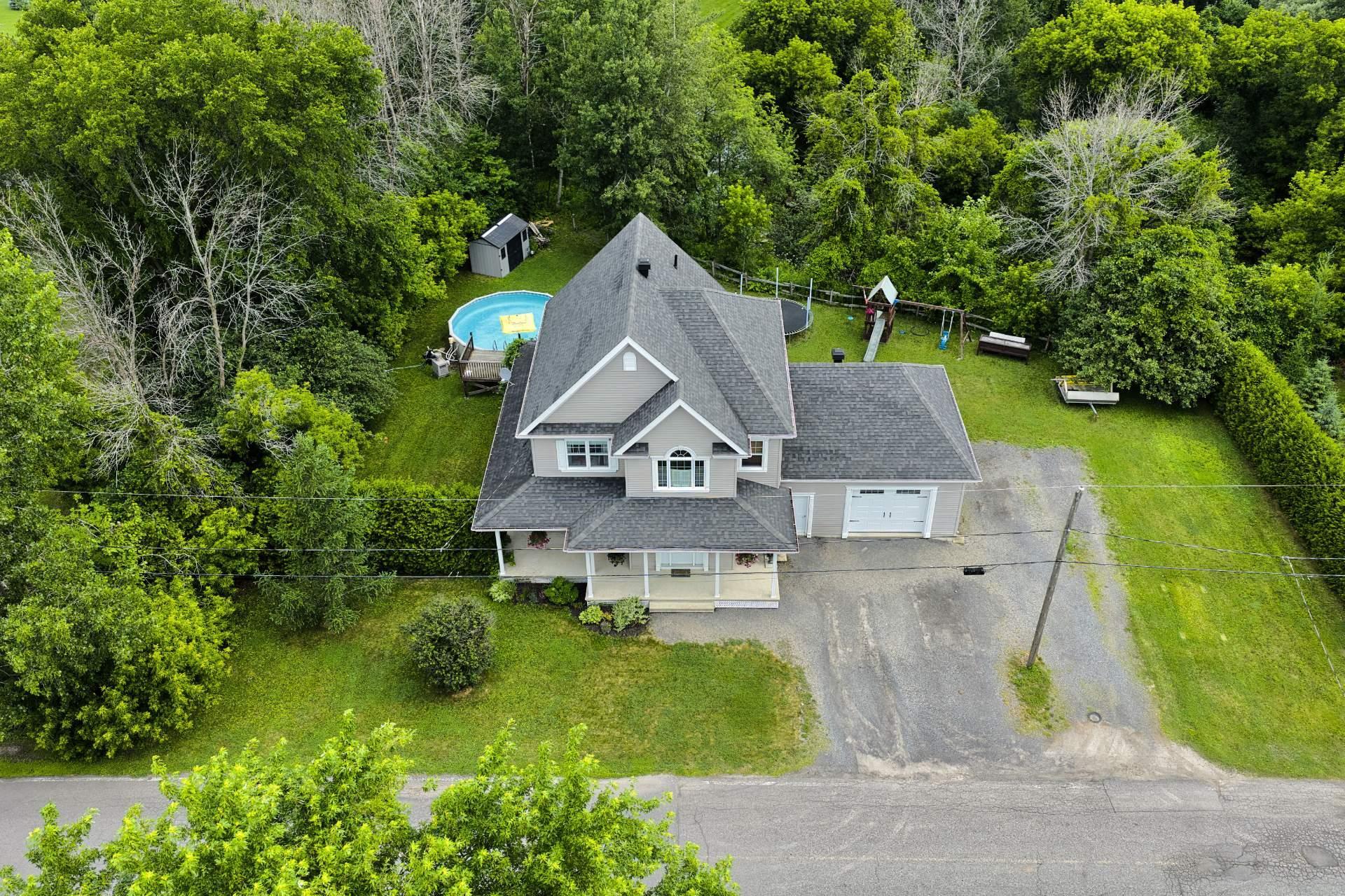









14


Carré De Beaujeu

,
Lacolle,




QC
J0J1J0

