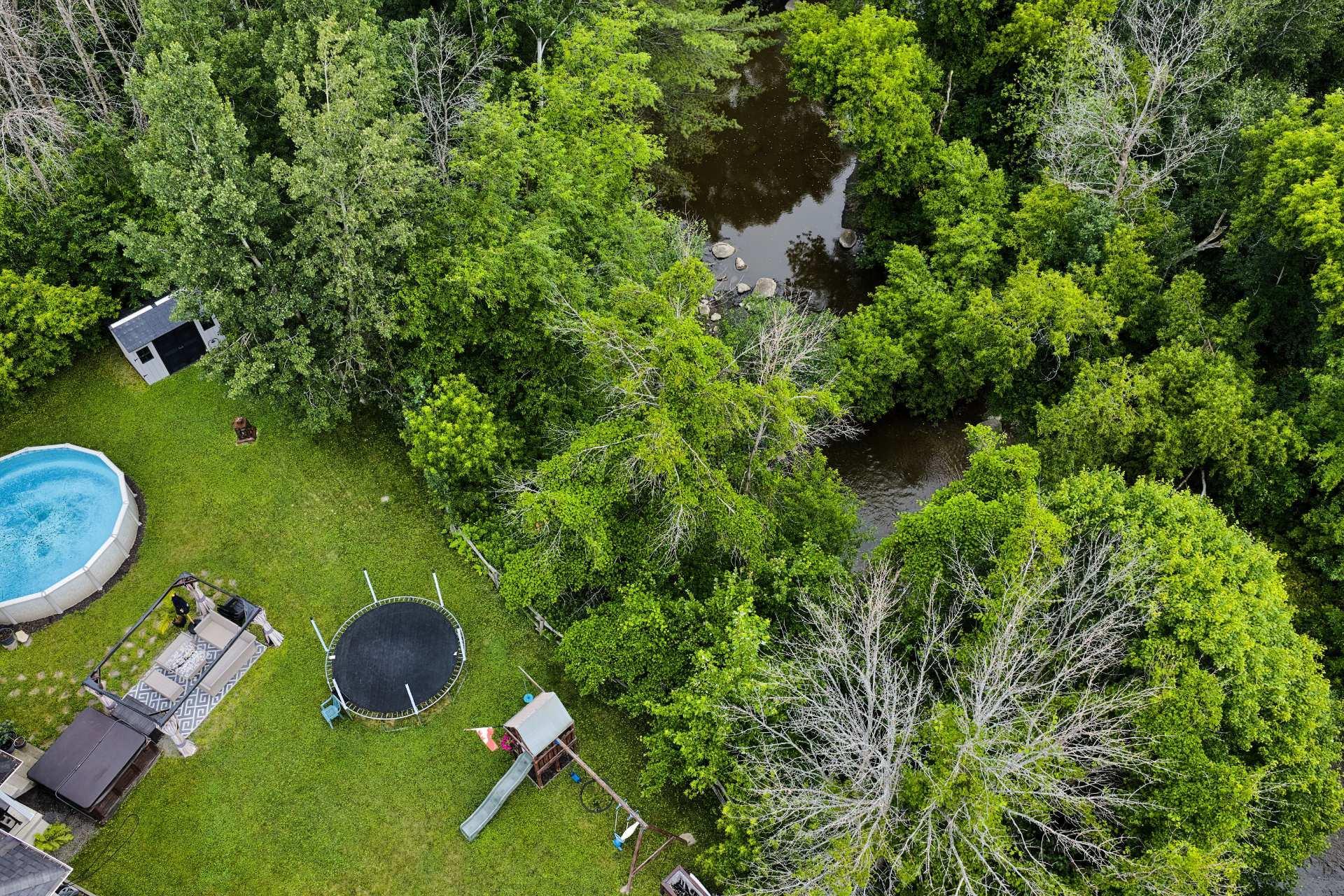 









14


Carré De Beaujeu

,
Lacolle,




QC
J0J1J0


