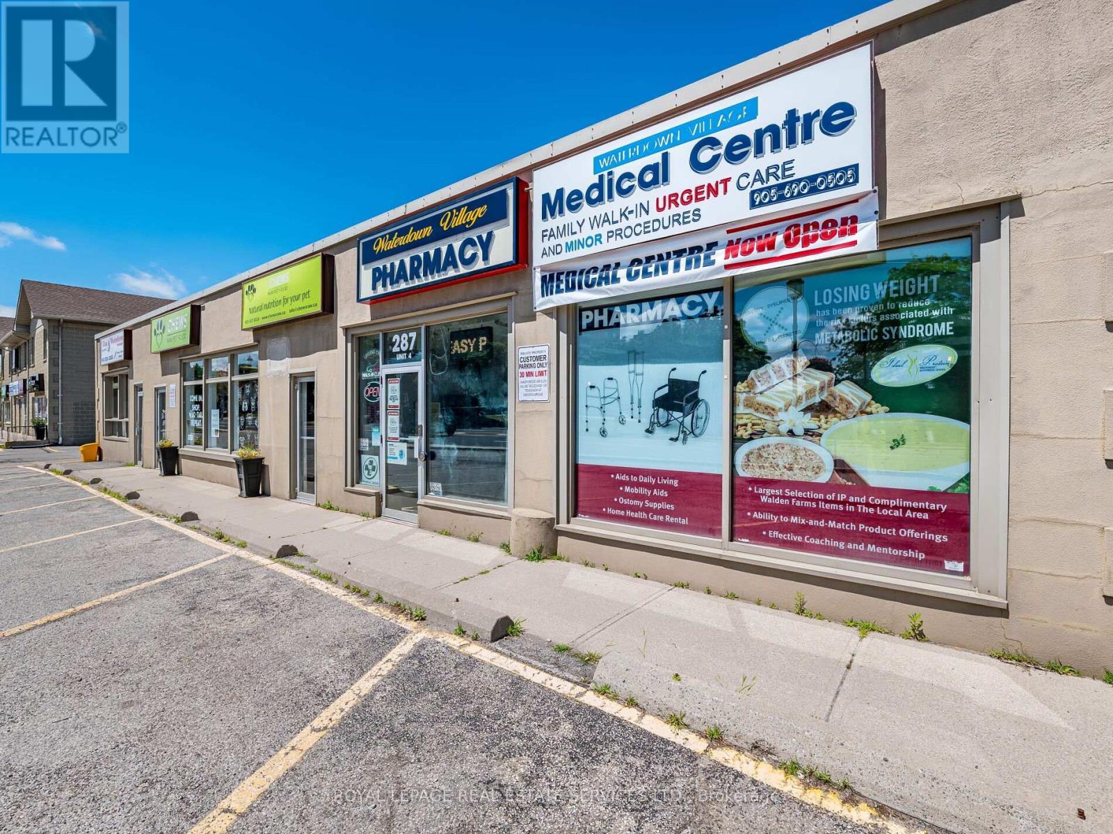 












4 - 287 DUNDAS STREET E

,
Hamilton,




Ontario
L0R2H6


