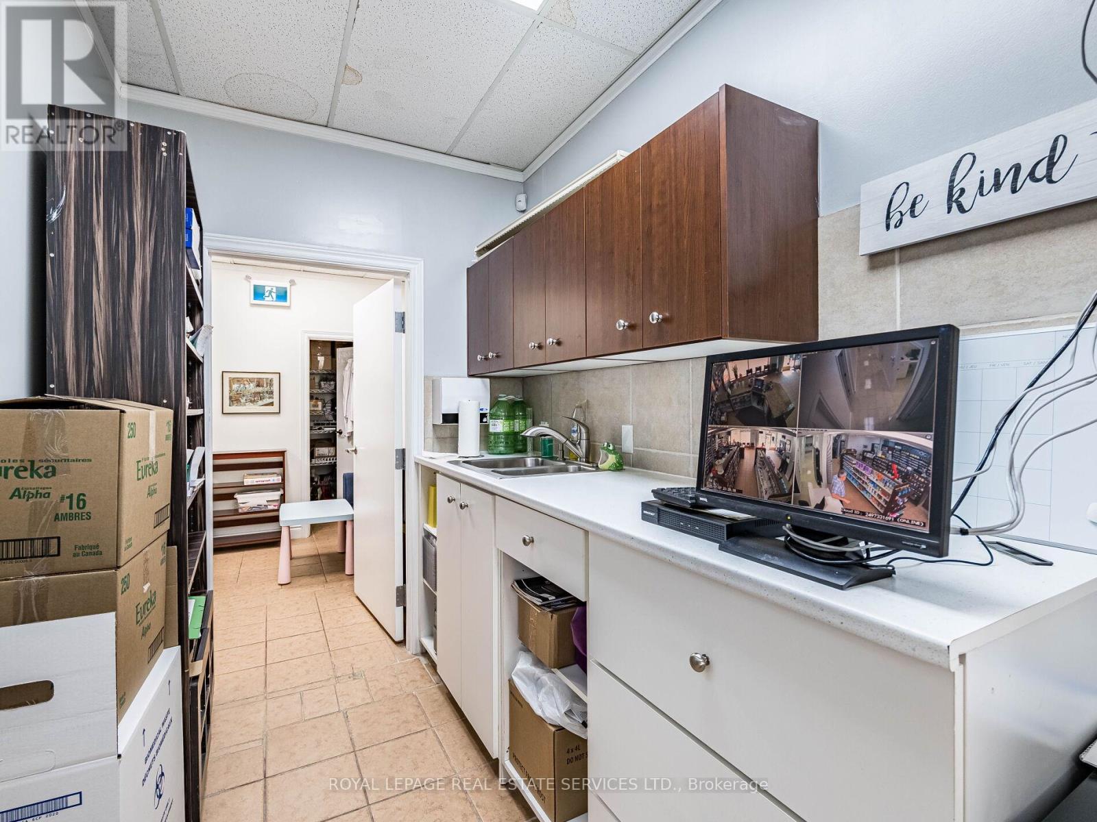 












4 - 287 DUNDAS STREET E

,
Hamilton,




Ontario
L0R2H6

