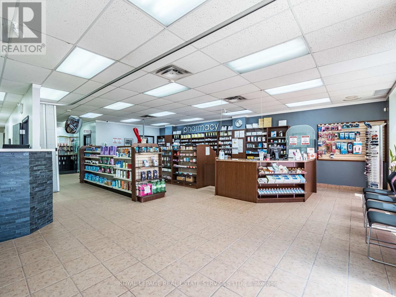 












4 - 287 DUNDAS STREET E

,
Hamilton,




Ontario
L0R2H6

