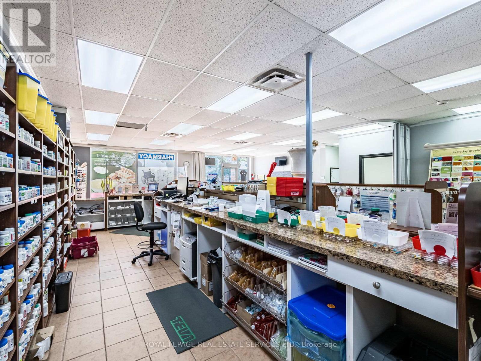 












4 - 287 DUNDAS STREET E

,
Hamilton,




Ontario
L0R2H6

