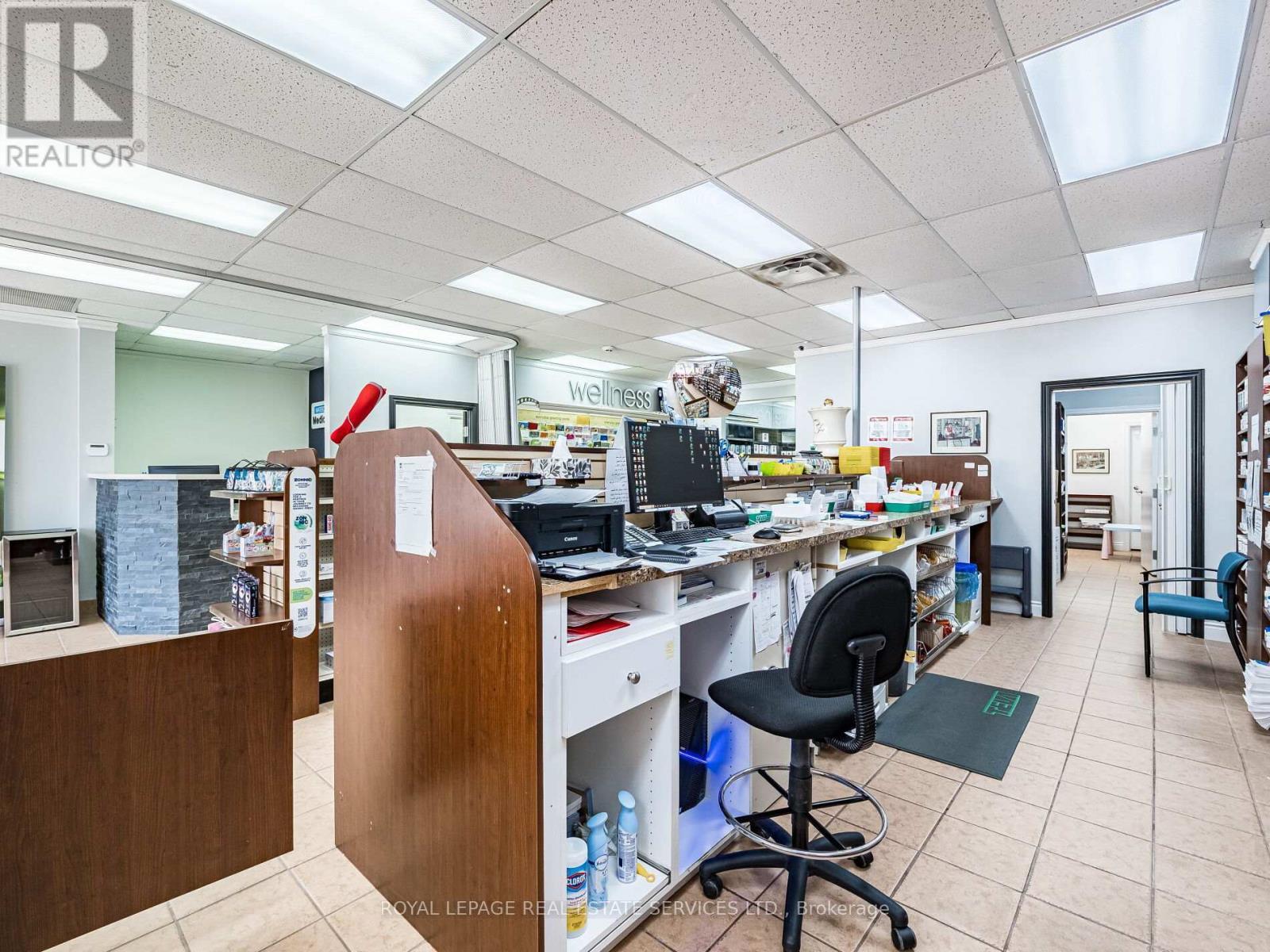 












4 - 287 DUNDAS STREET E

,
Hamilton,




Ontario
L0R2H6

