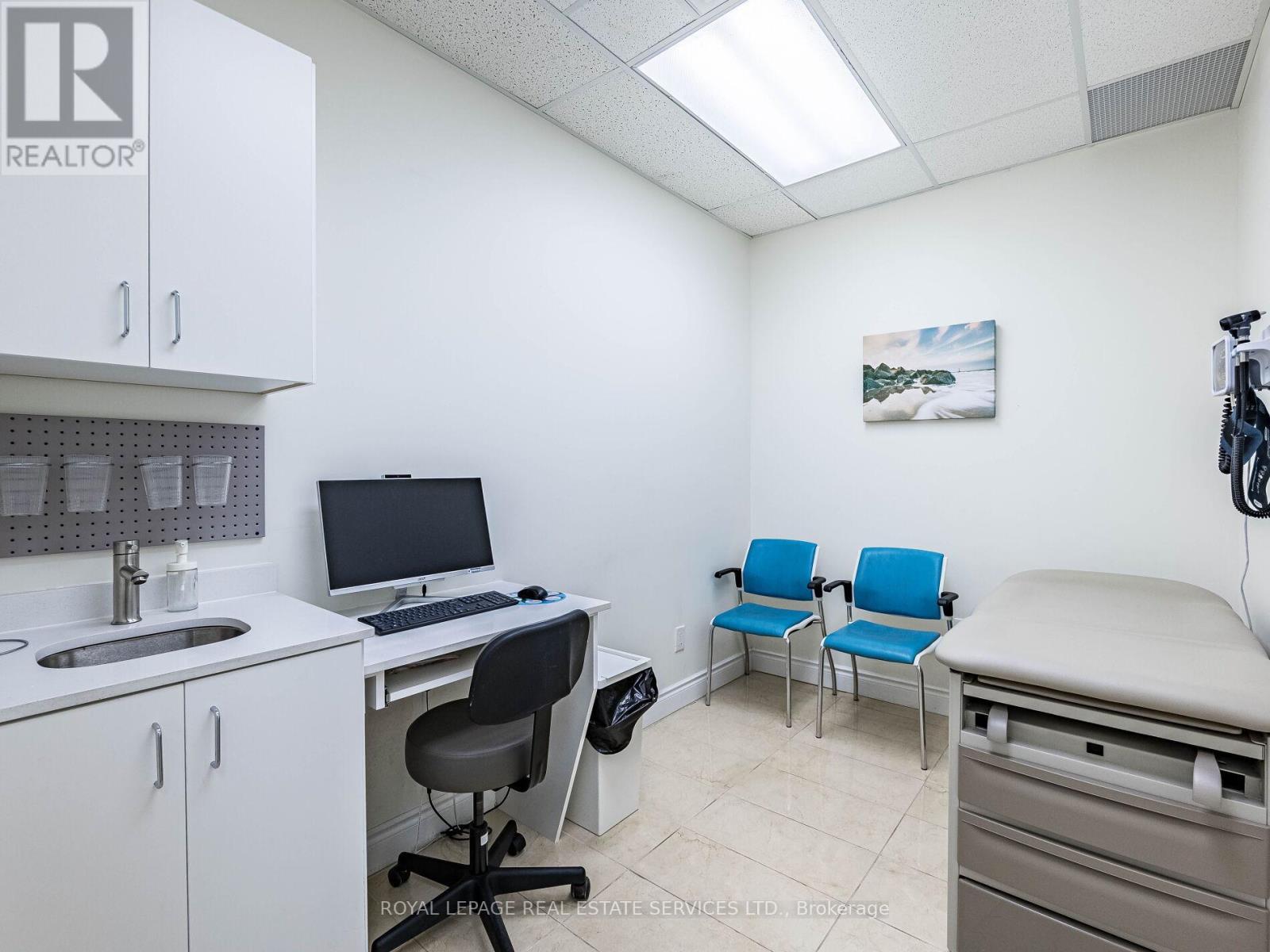 












4 - 287 DUNDAS STREET E

,
Hamilton,




Ontario
L0R2H6

