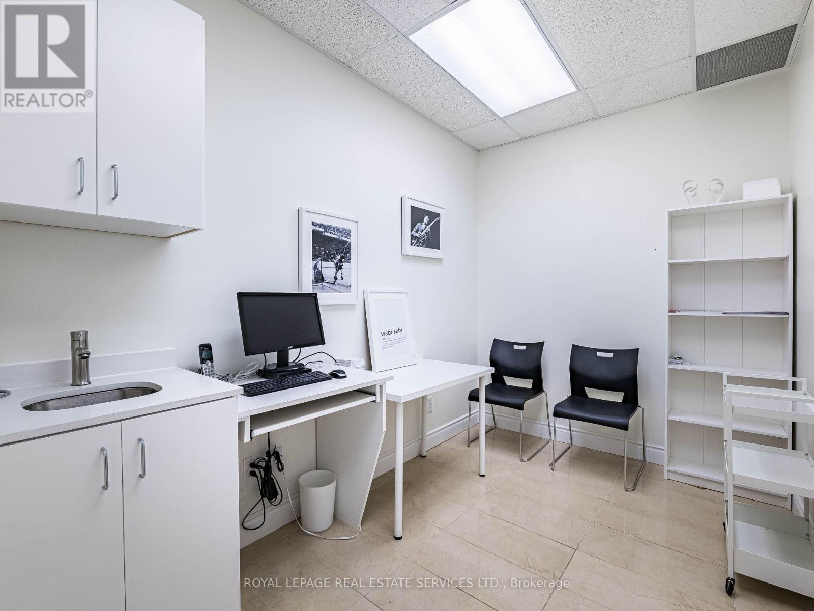 












4 - 287 DUNDAS STREET E

,
Hamilton,




Ontario
L0R2H6


