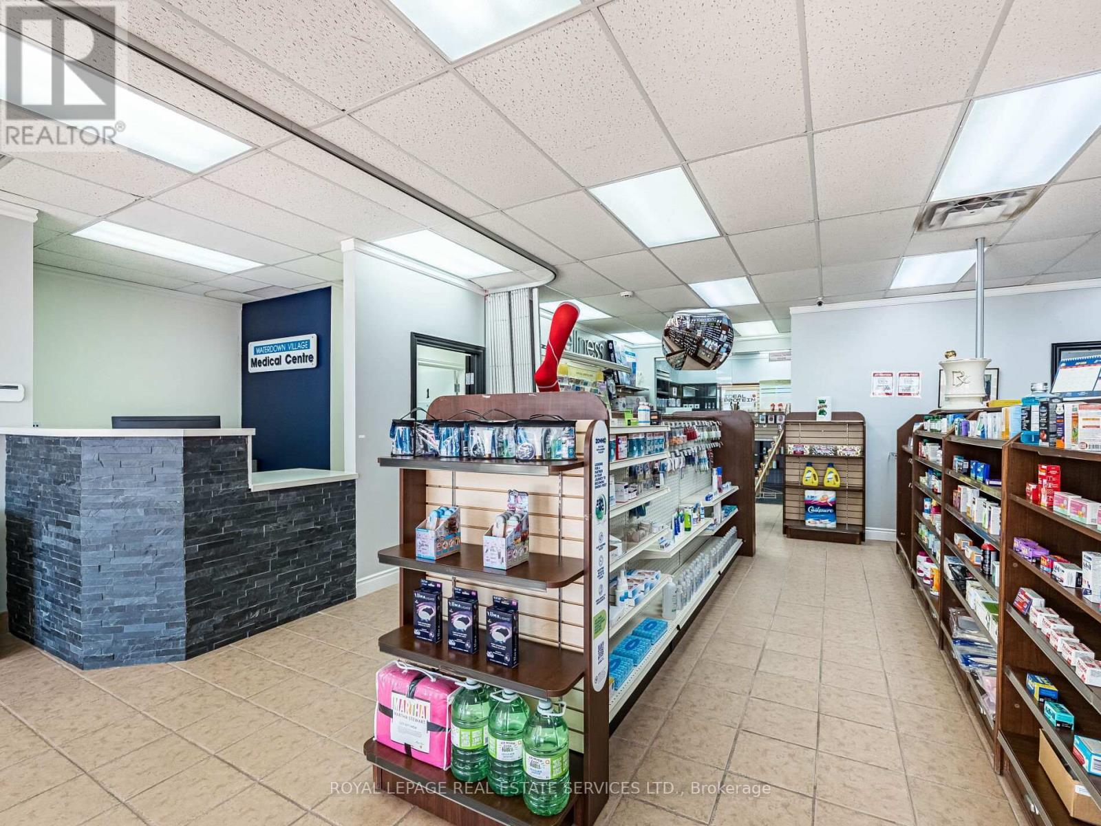 












4 - 287 DUNDAS STREET E

,
Hamilton,




Ontario
L0R2H6

