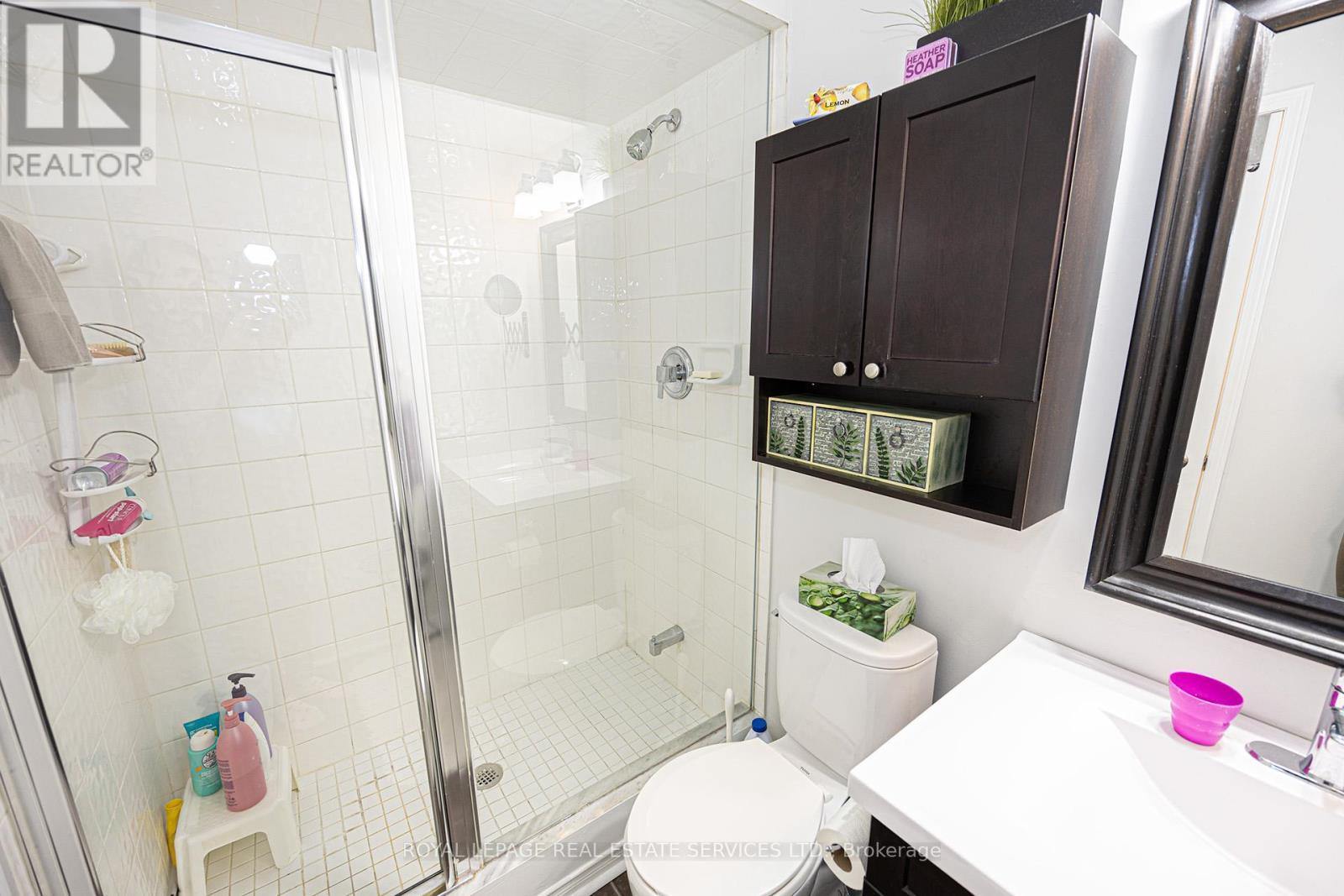 












21 - 1221 PARKWEST PLACE

,
Mississauga,




Ontario
L5E3J3

