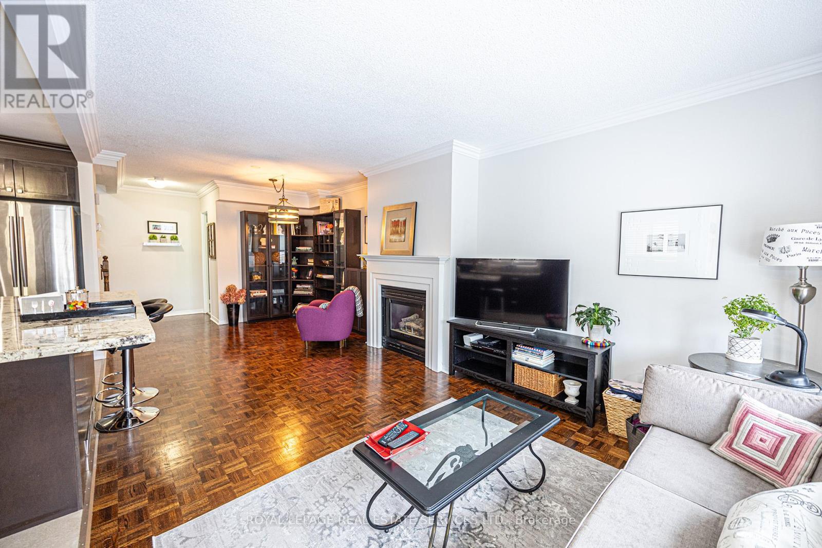 












21 - 1221 PARKWEST PLACE

,
Mississauga,




Ontario
L5E3J3

