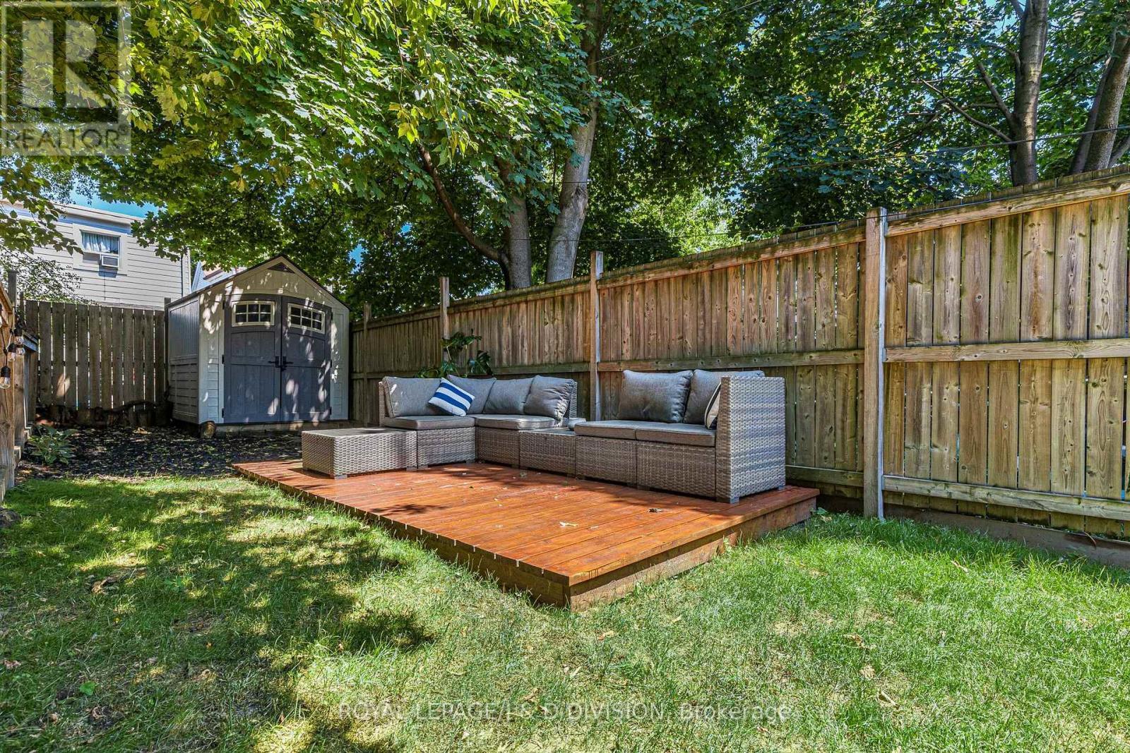 












123 DRAYTON AVENUE

,
Toronto,




Ontario
M4C3L8

