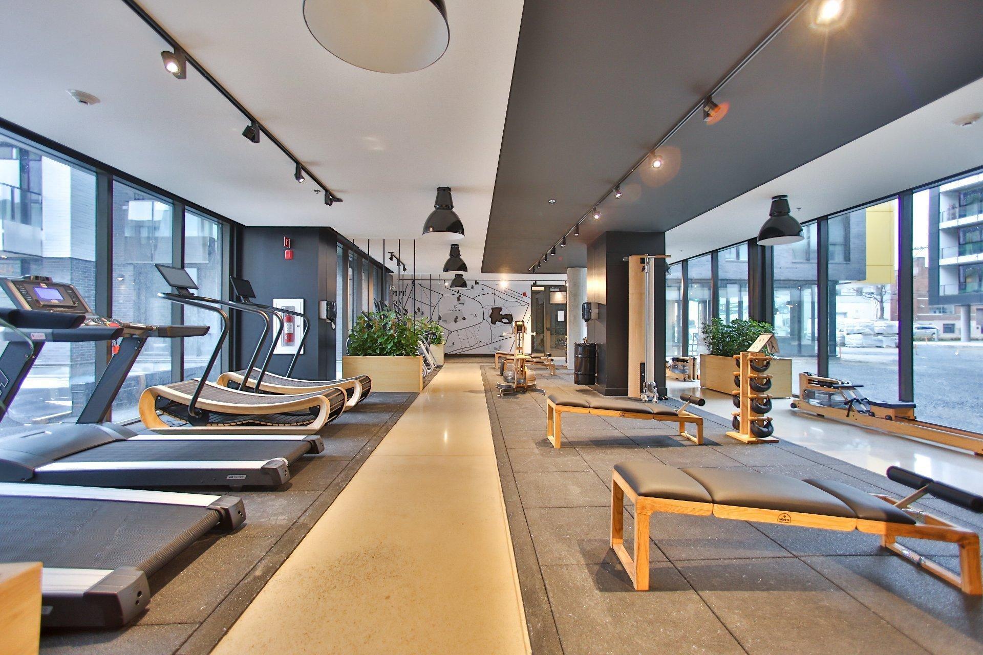 









75


Rue De Castelnau O.

, 106,
Montréal (Villeray/Saint-Michel/Parc-Extension),




QC
H2R0B9

