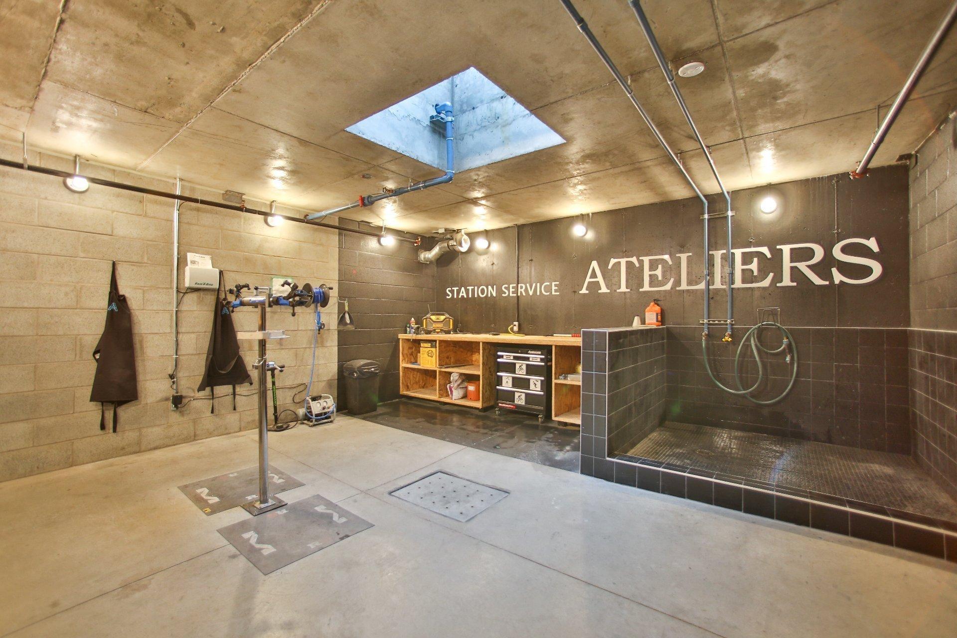 









75


Rue De Castelnau O.

, 106,
Montréal (Villeray/Saint-Michel/Parc-Extension),




QC
H2R0B9

