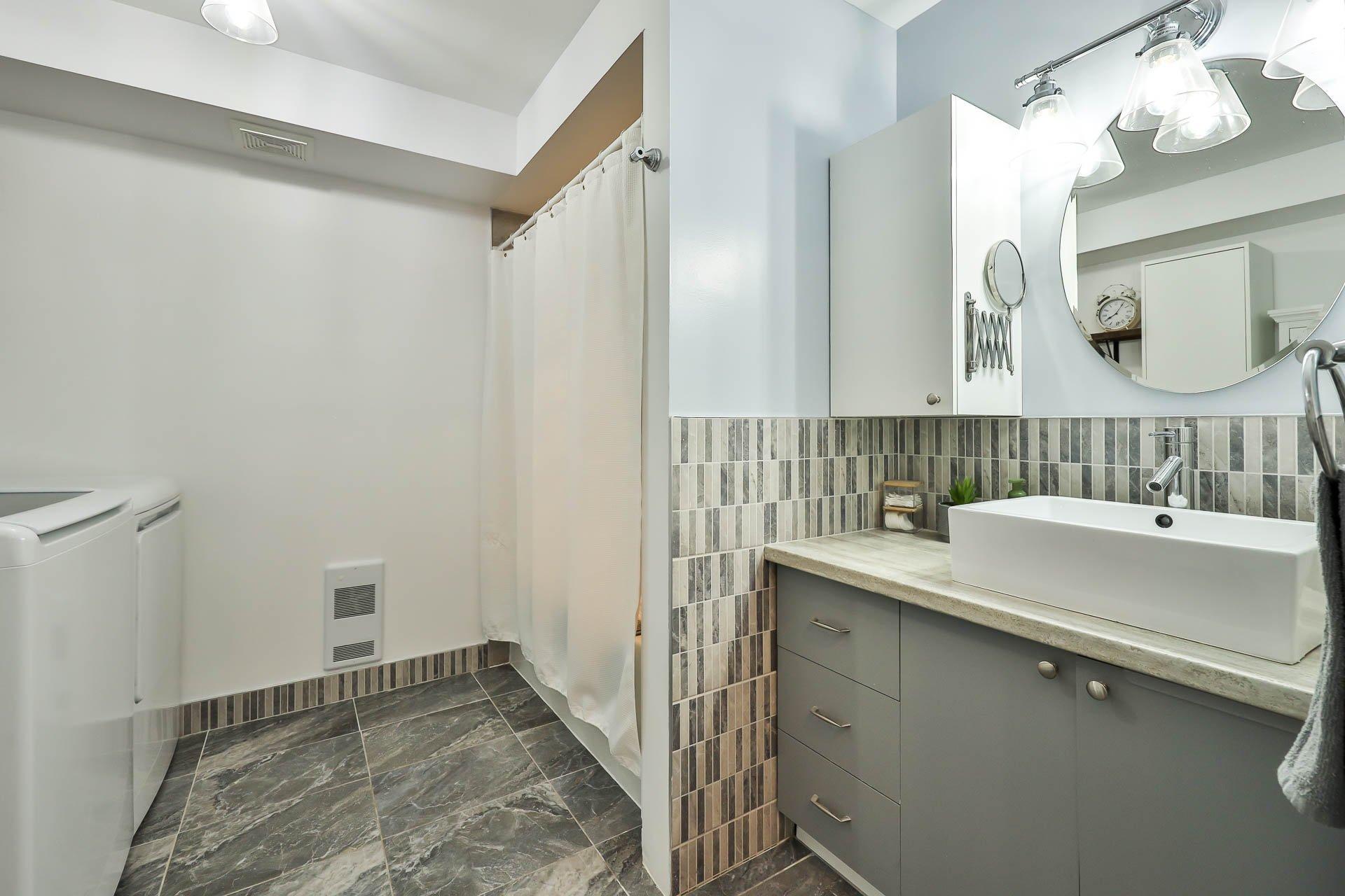 









90


Rue des Balbuzards

, 1,
Gatineau (Masson-Angers),




QC
J8M0A1

