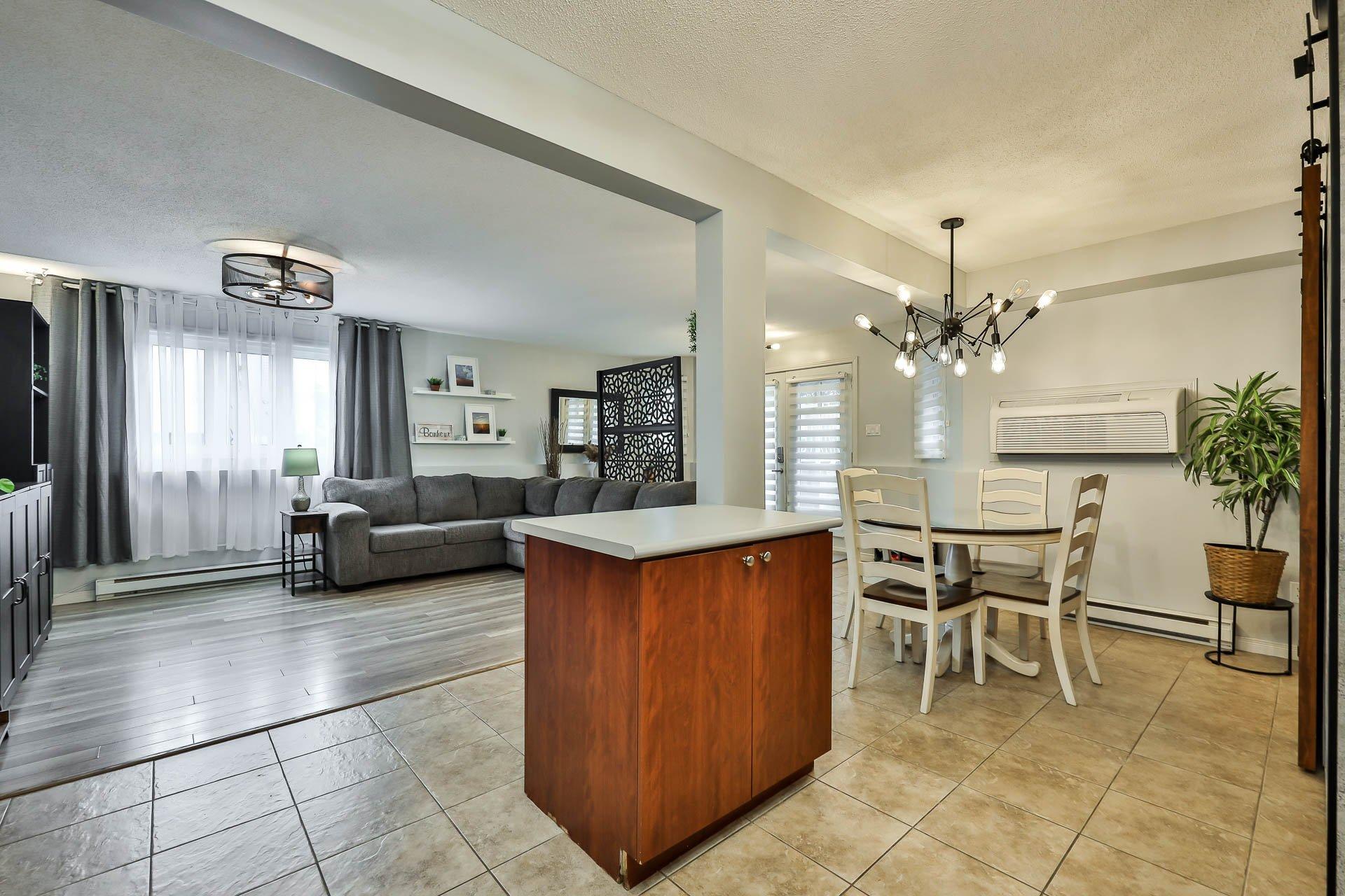 









90


Rue des Balbuzards

, 1,
Gatineau (Masson-Angers),




QC
J8M0A1

