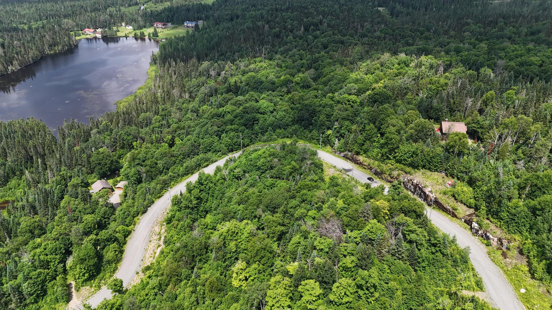 












Ch. du Lac-Quenouille

,
Val-des-Lacs,







QC
J0T2P0

