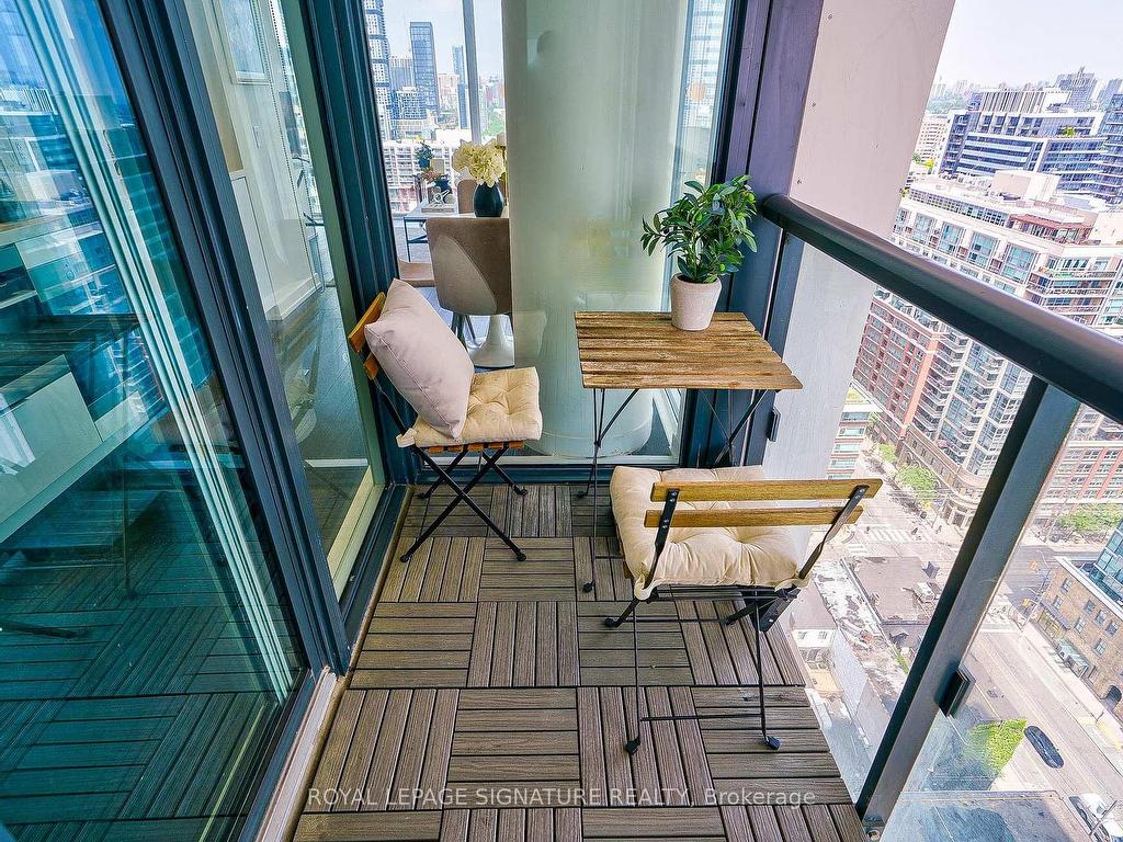 









158


Front

Street East, 2207,
Toronto,




ON
M5A 0K9

