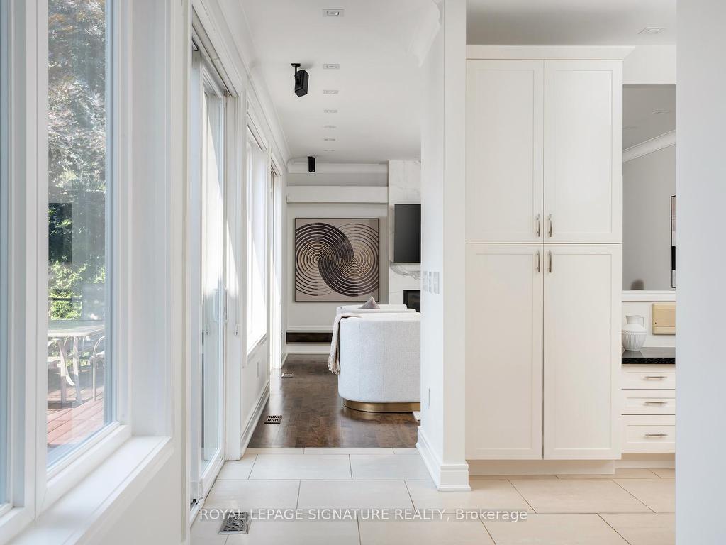 









8


Harrison

Road,
Toronto,




ON
M2L 1V2

