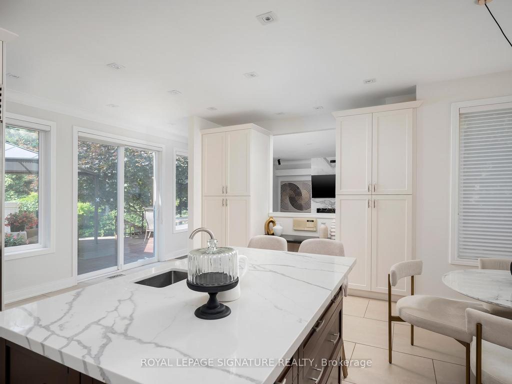 









8


Harrison

Road,
Toronto,




ON
M2L 1V2

