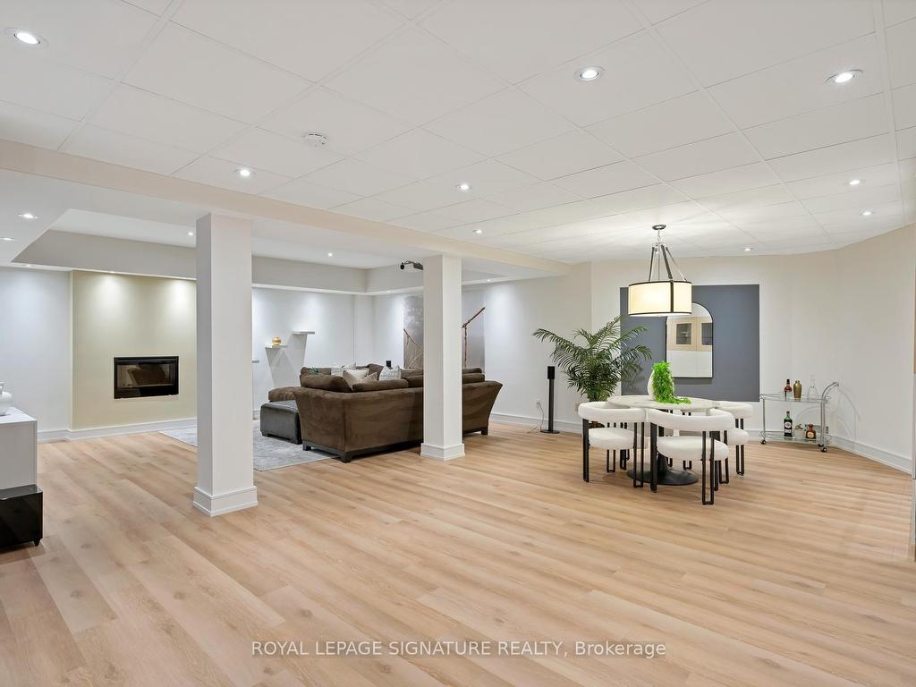 









8


Harrison

Road,
Toronto,




ON
M2L 1V2

