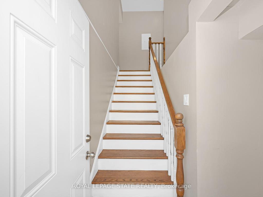 









100


Munn

Street,
Hamilton,




ON
L8V 1K3

