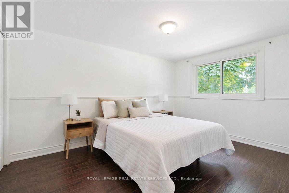 












4060 FLEMISH DRIVE

,
Burlington,




Ontario
L7L1Z8

