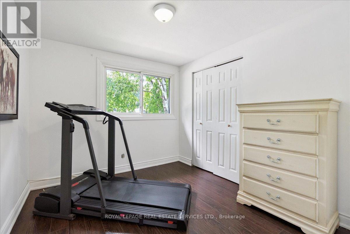 












4060 FLEMISH DRIVE

,
Burlington,




Ontario
L7L1Z8

