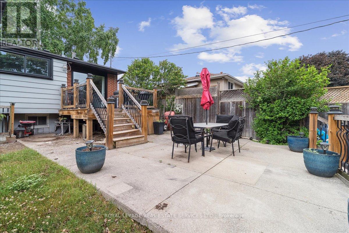 












4060 FLEMISH DRIVE

,
Burlington,




Ontario
L7L1Z8

