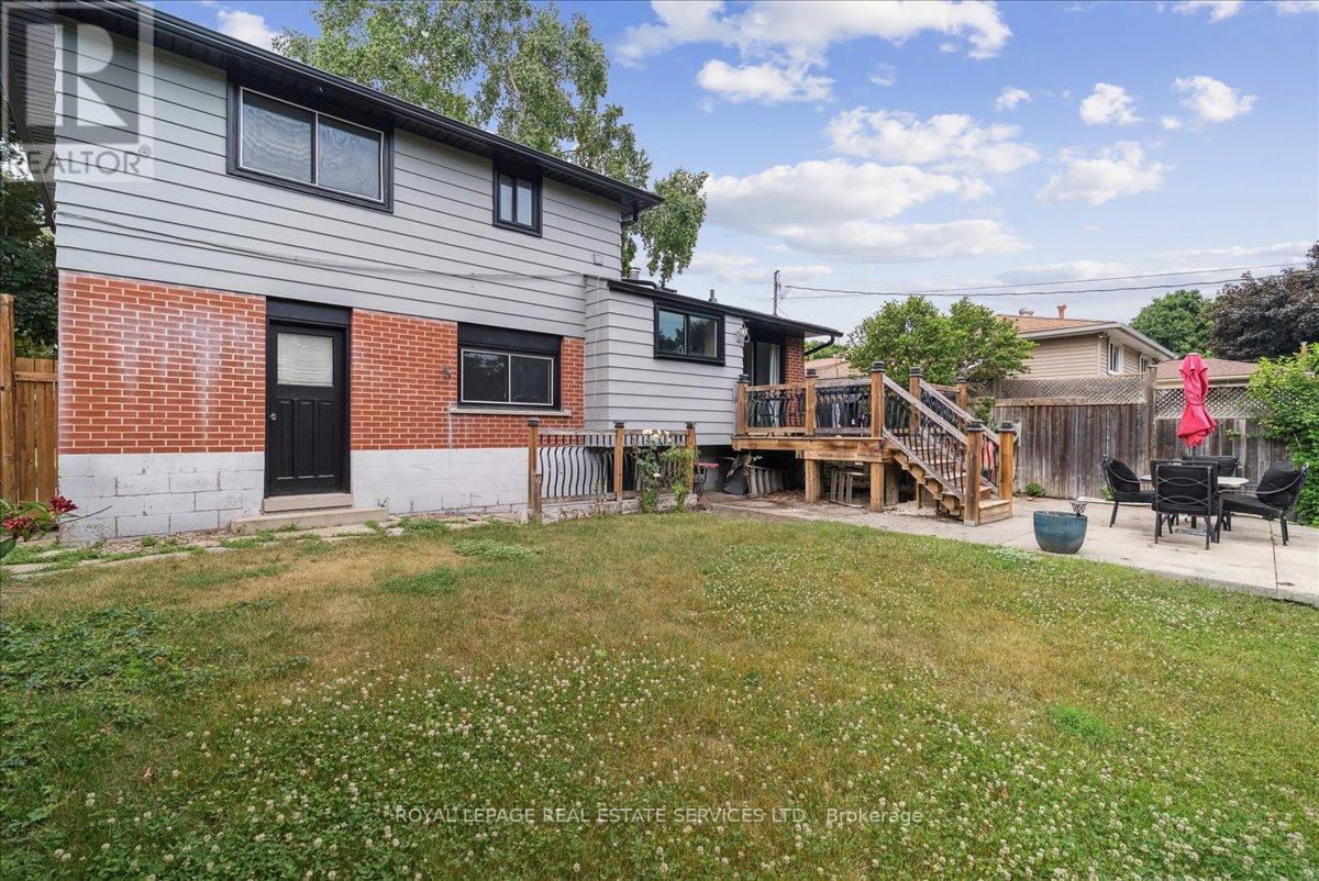 












4060 FLEMISH DRIVE

,
Burlington,




Ontario
L7L1Z8

