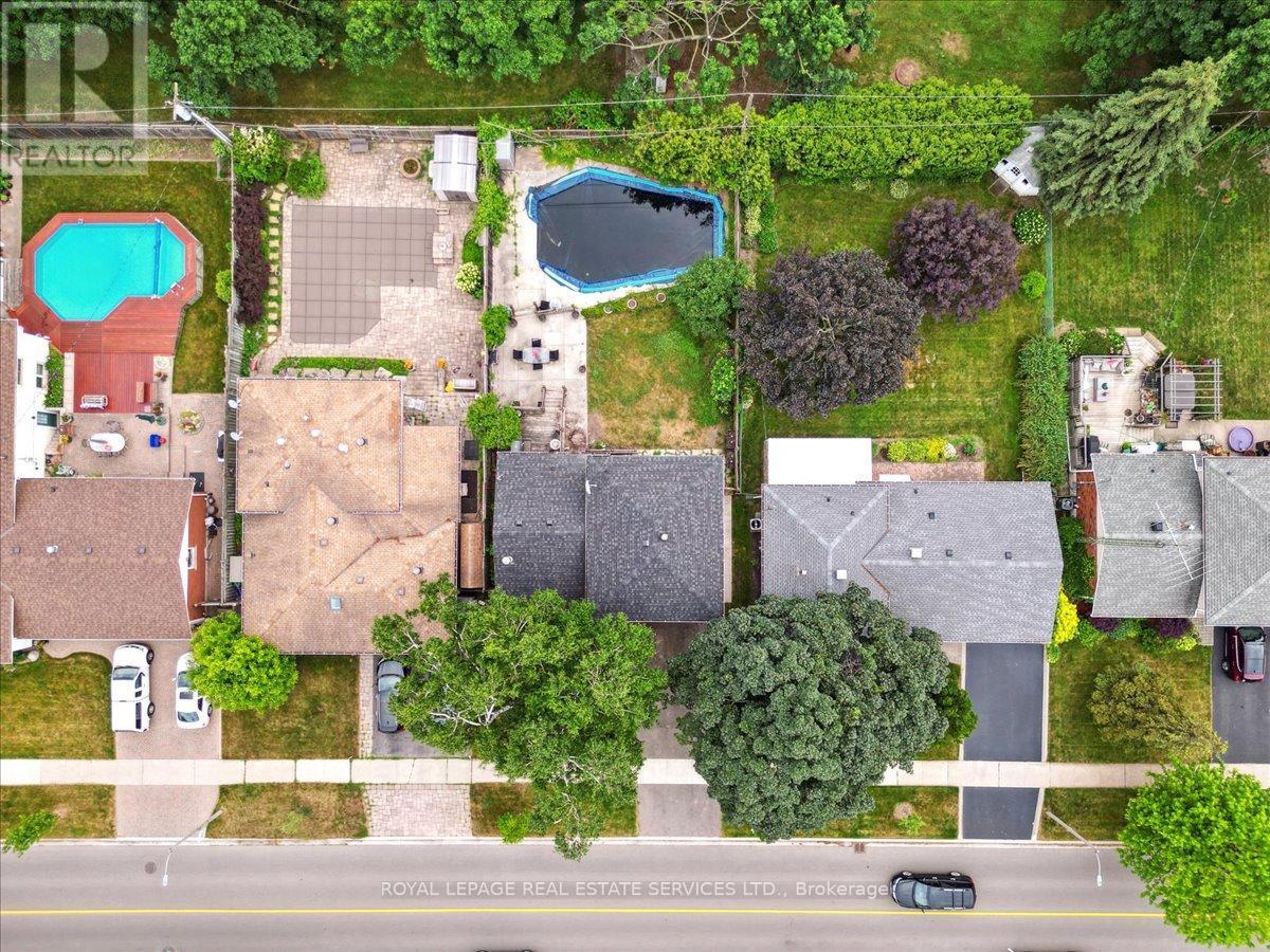 












4060 FLEMISH DRIVE

,
Burlington,




Ontario
L7L1Z8

