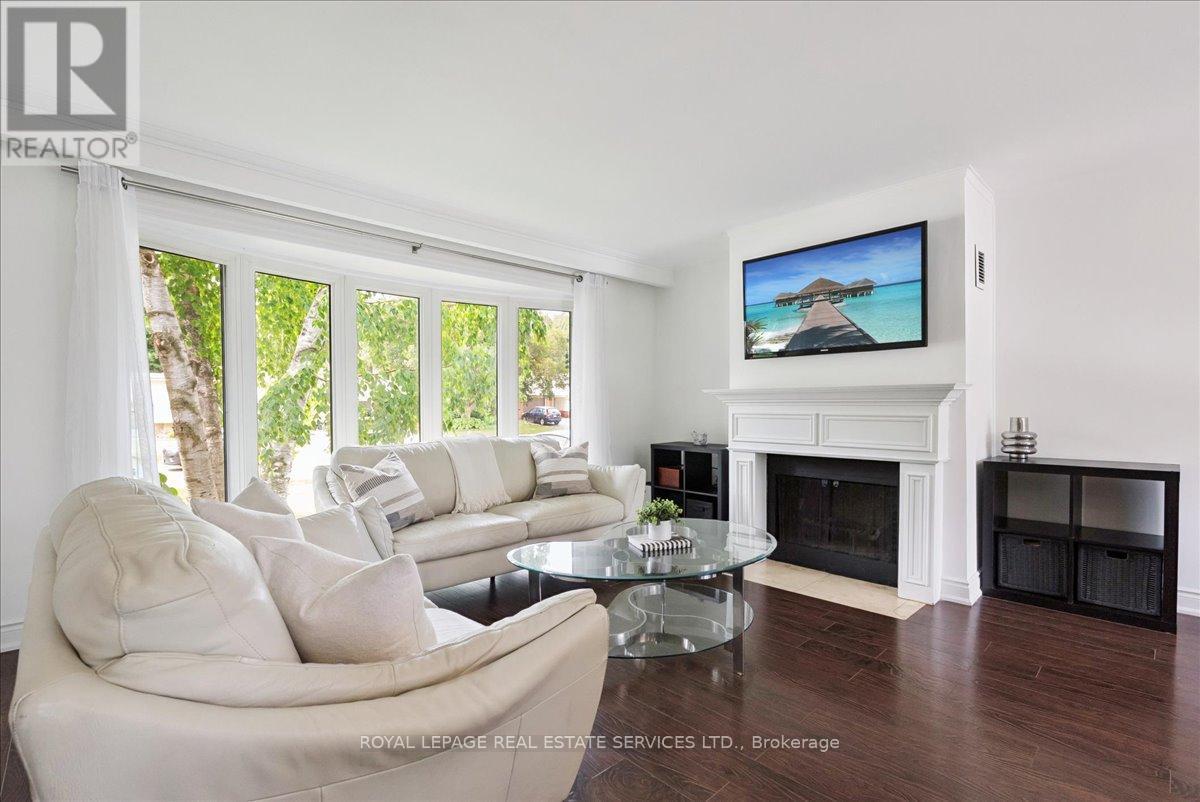 












4060 FLEMISH DRIVE

,
Burlington,




Ontario
L7L1Z8

