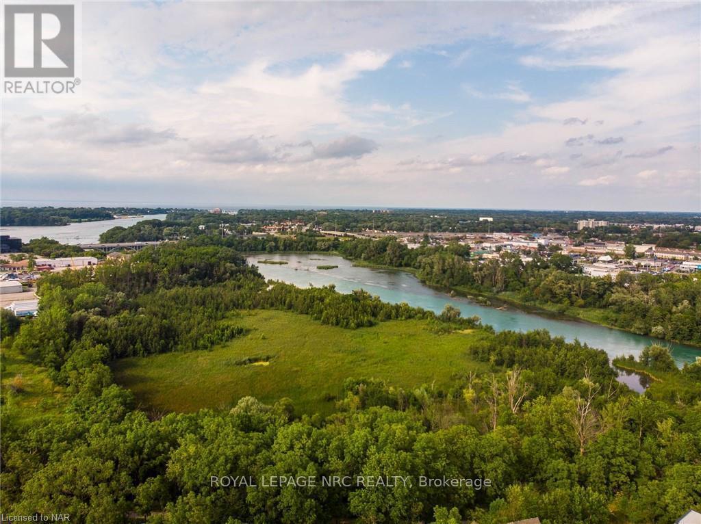 












25 - 174 MARTINDALE ROAD

,
St. Catharines (Grapeview),




Ontario
L2S3Z9

