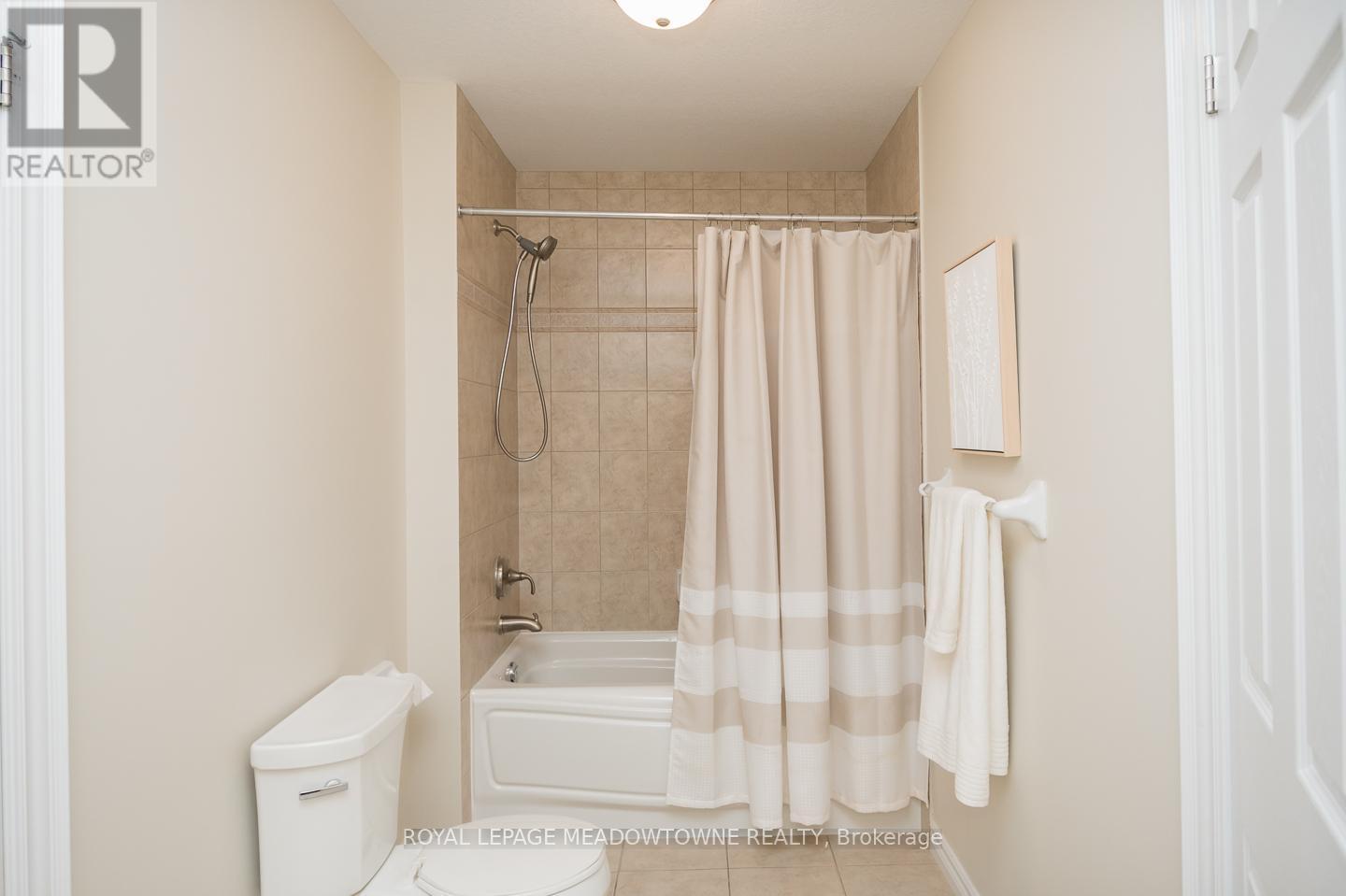 












63 STEWART DRIVE

,
Erin,




Ontario
N1H6H7

