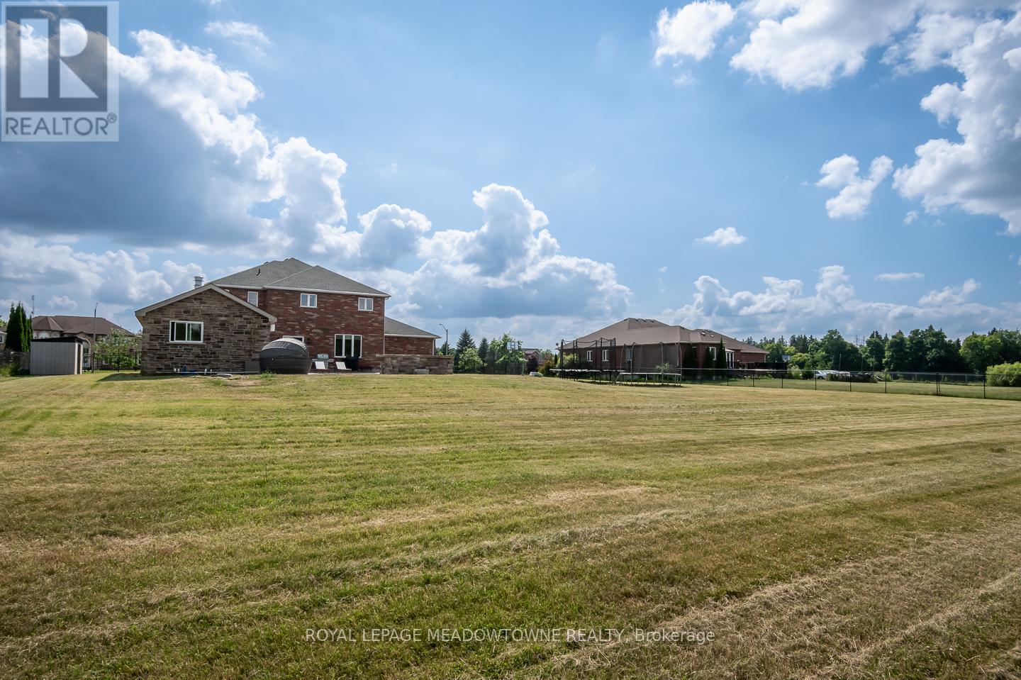 












63 STEWART DRIVE

,
Erin,




Ontario
N1H6H7

