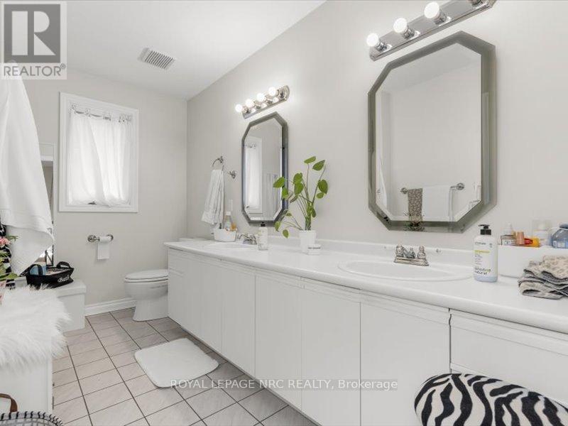 












358 GRANTHAM AVENUE

,
St. Catharines (Carlton/Bunting),




Ontario
L2M5A6

