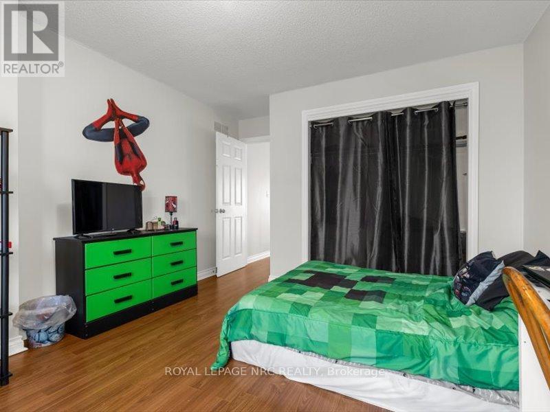 












358 GRANTHAM AVENUE

,
St. Catharines (Carlton/Bunting),




Ontario
L2M5A6


