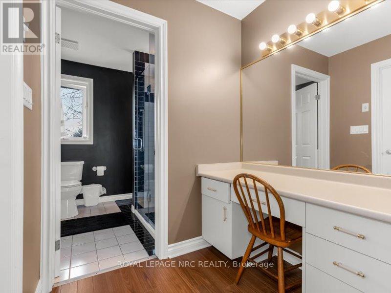 












358 GRANTHAM AVENUE

,
St. Catharines (Carlton/Bunting),




Ontario
L2M5A6

