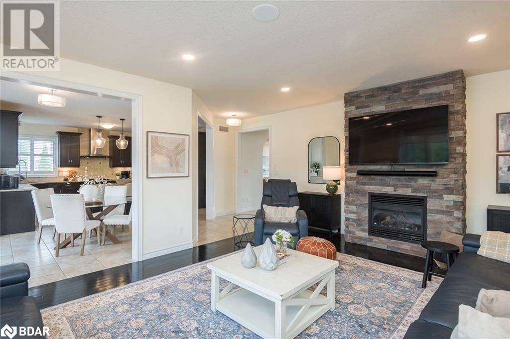 












63 STEWART Drive

,
Erin,




Ontario
N1H6H7

