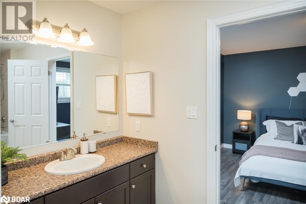 












63 STEWART Drive

,
Erin,




Ontario
N1H6H7


