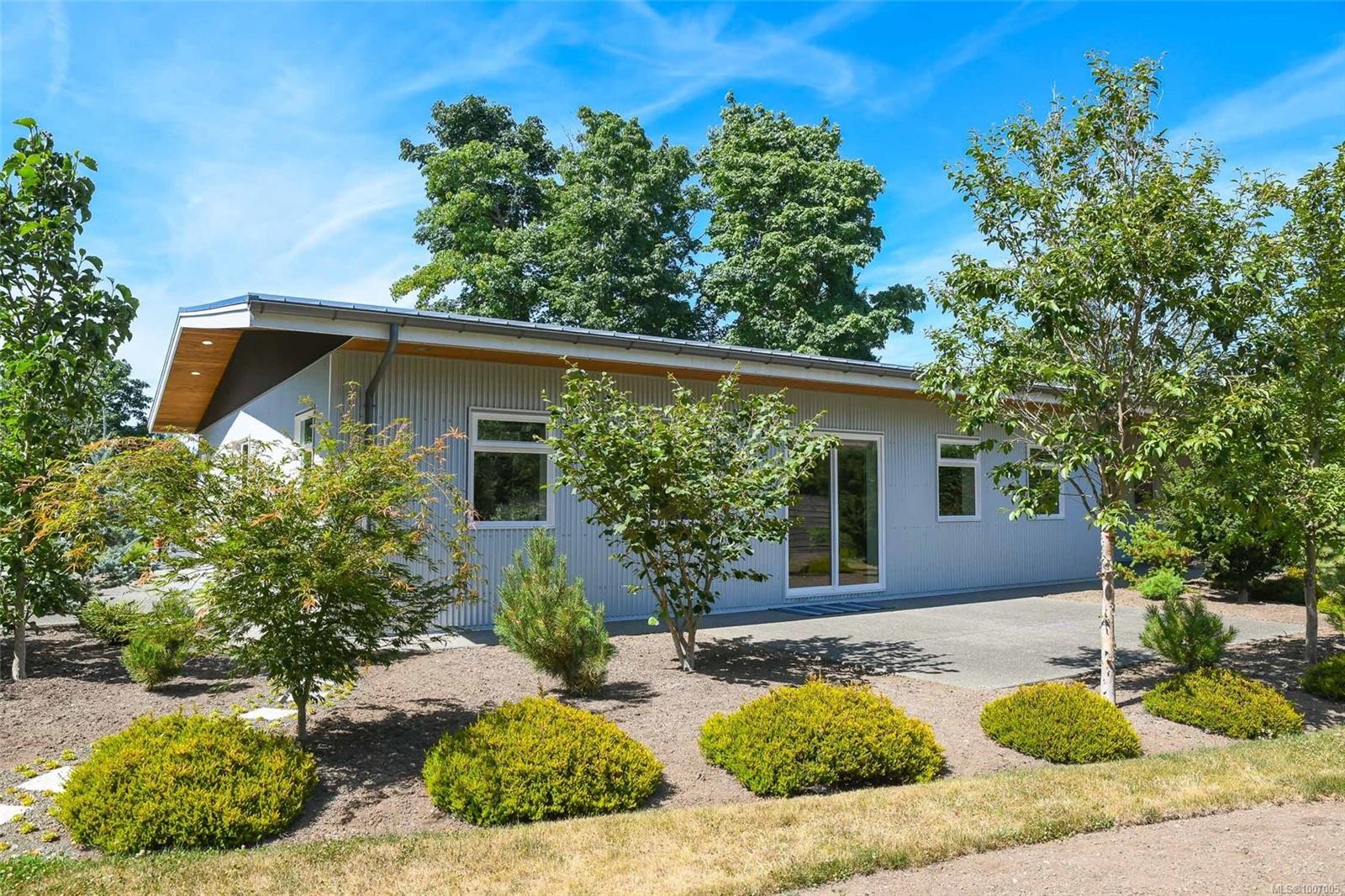 









3767


Maple

Lane,
Royston,




BC
V0R 2V0

