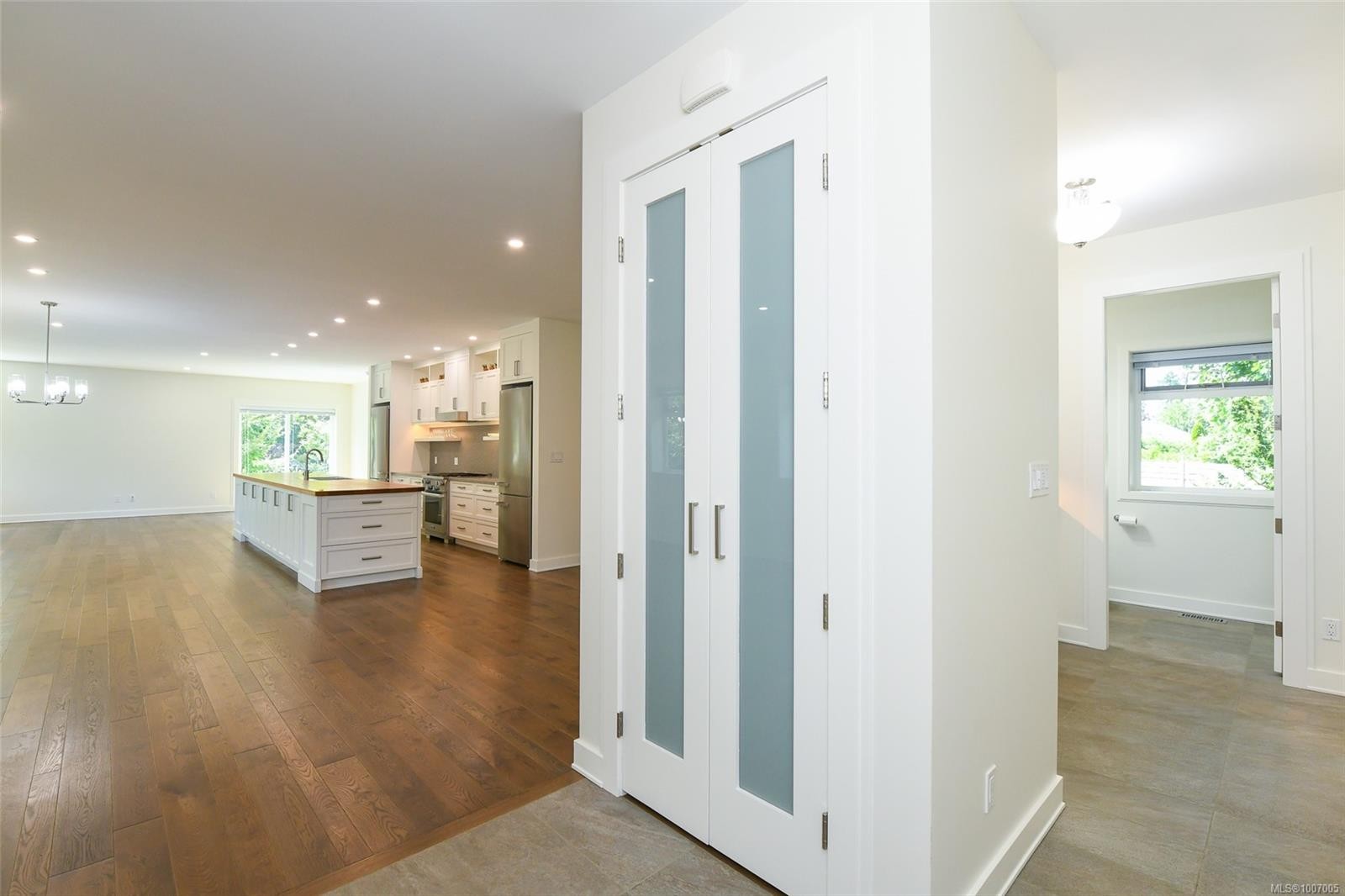 









3767


Maple

Lane,
Royston,




BC
V0R 2V0

