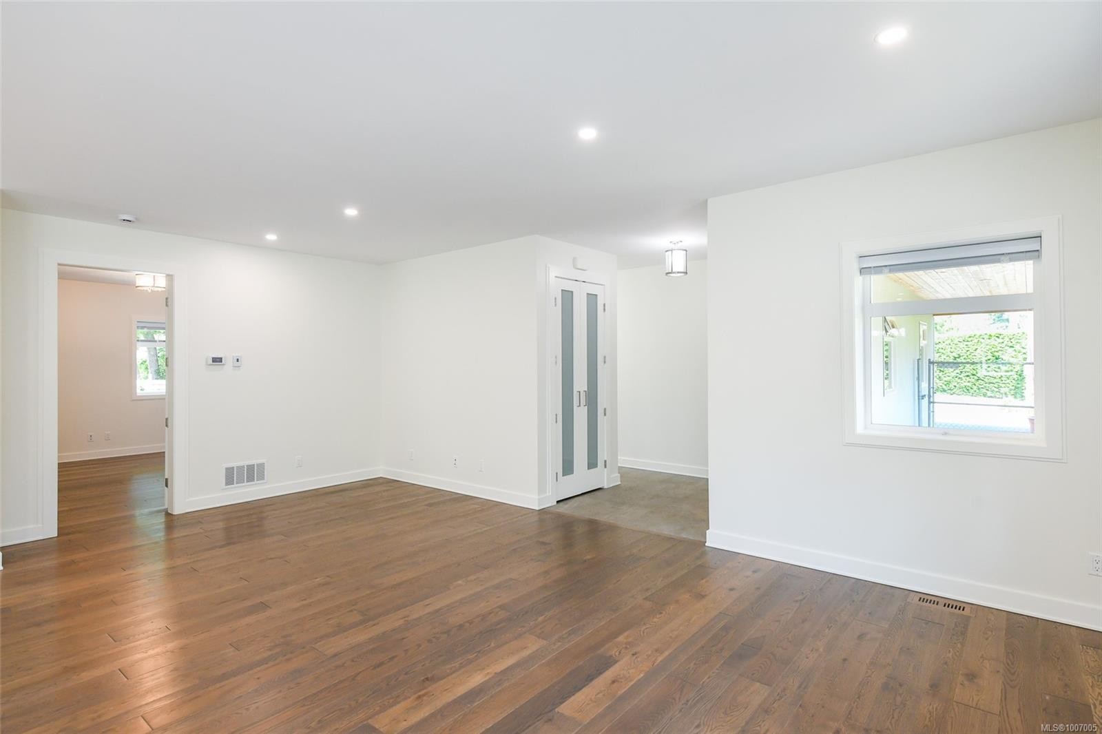 









3767


Maple

Lane,
Royston,




BC
V0R 2V0

