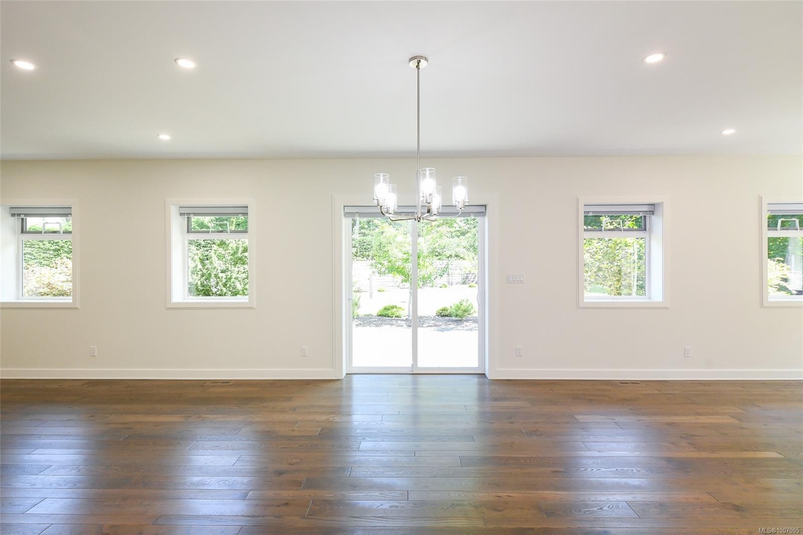 









3767


Maple

Lane,
Royston,




BC
V0R 2V0

