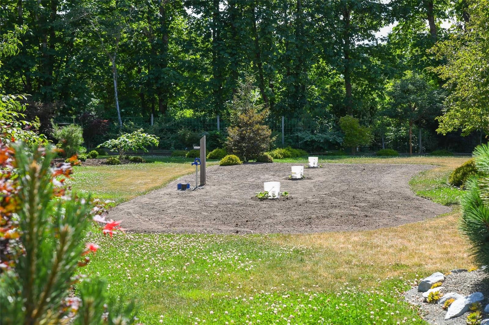 









3767


Maple

Lane,
Royston,




BC
V0R 2V0

