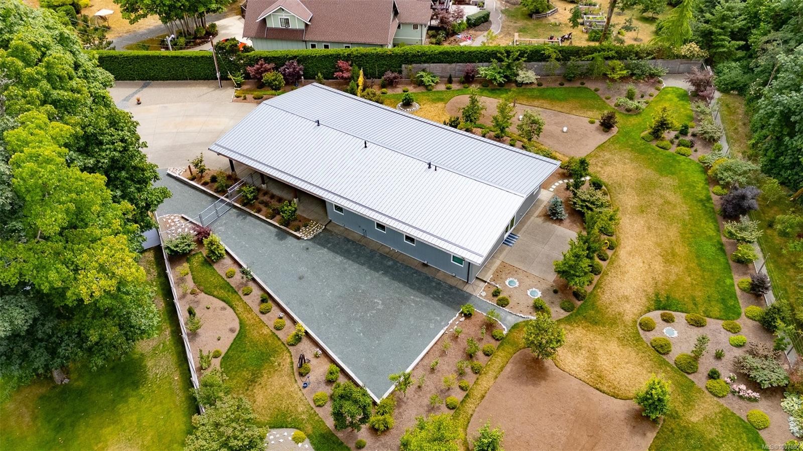 









3767


Maple

Lane,
Royston,




BC
V0R 2V0

