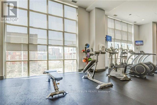 












2006 - 125 WESTERN BATTERY ROAD

,
Toronto,




Ontario
M6K3R8

