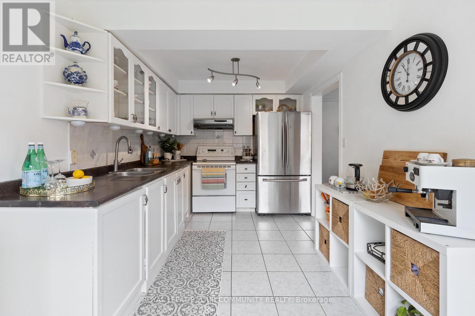 












299 DISCOVERY TRAIL

,
Vaughan,




Ontario
L6A3K4

