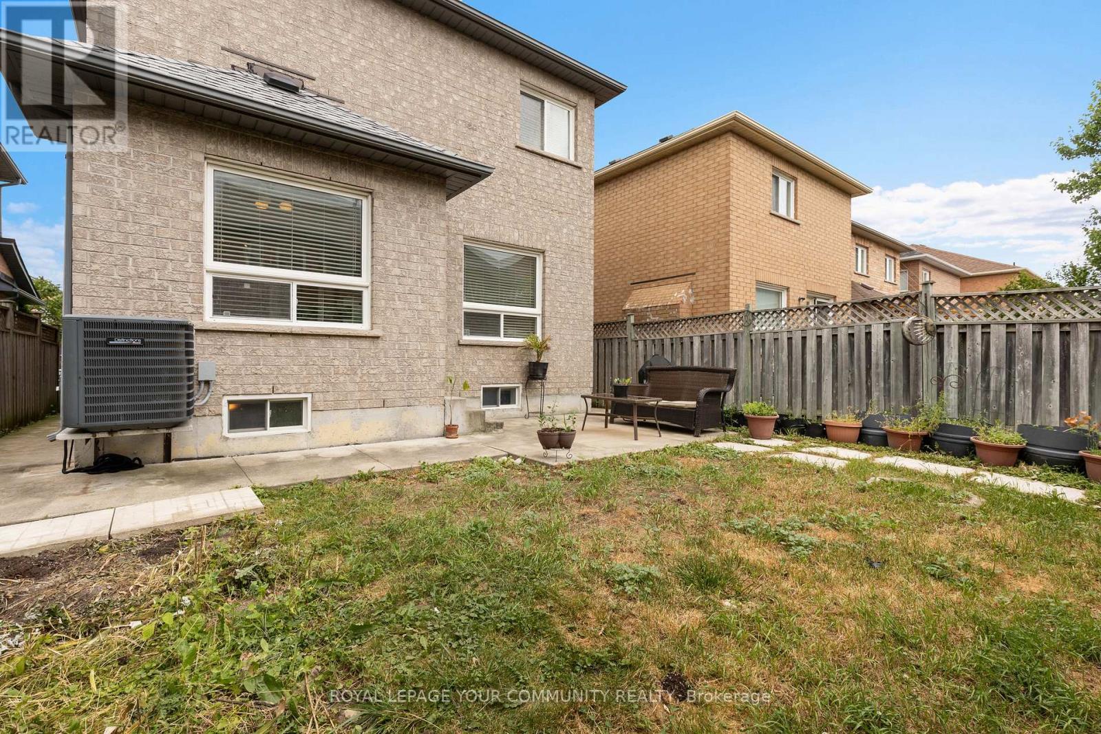 












299 DISCOVERY TRAIL

,
Vaughan,




Ontario
L6A3K4

