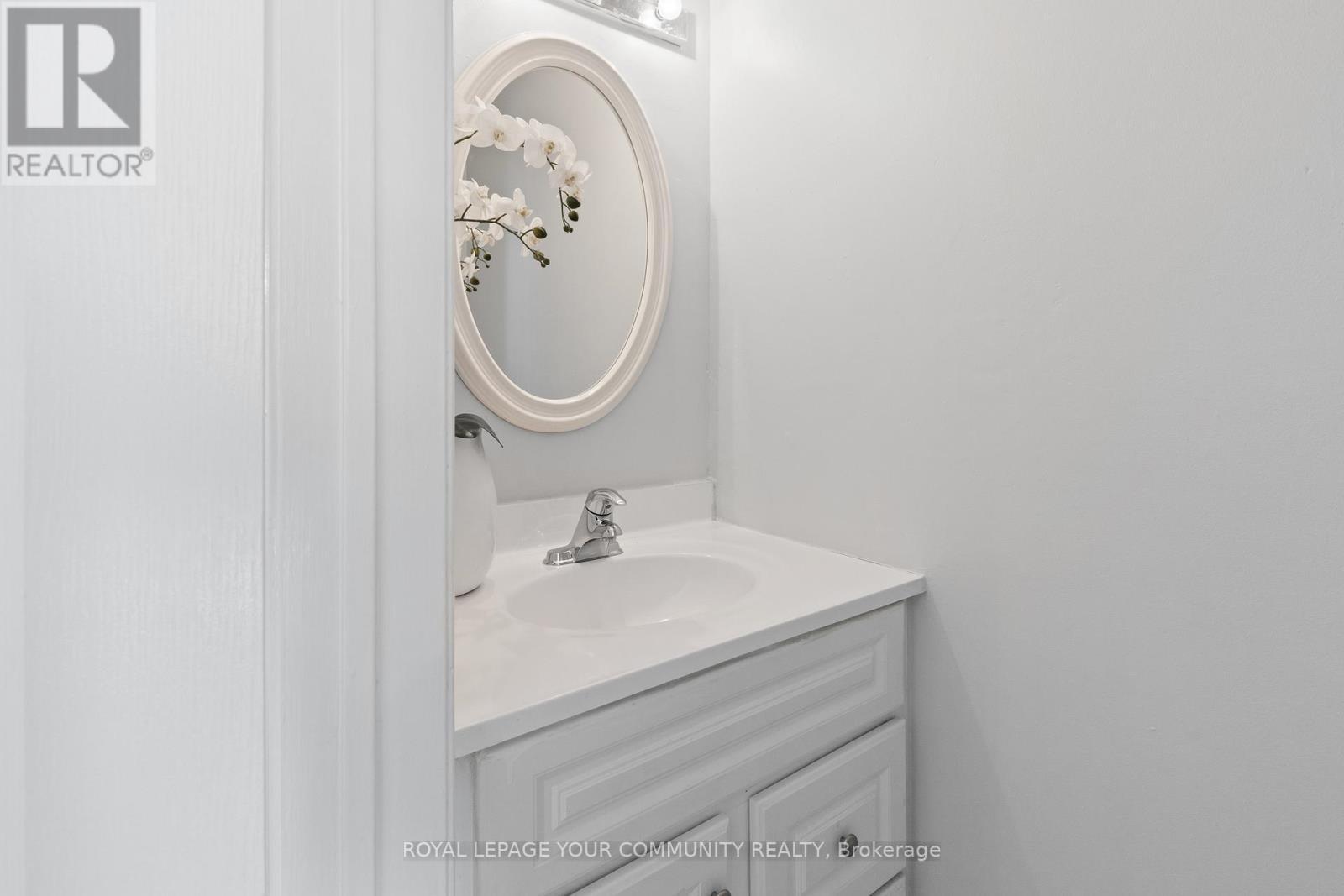 












299 DISCOVERY TRAIL

,
Vaughan,




Ontario
L6A3K4

